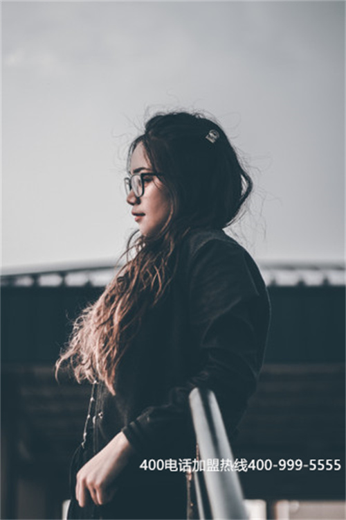 (400電話有啥用)(400電話轉(zhuǎn)接功能讓你隨時隨地接業(yè)務)